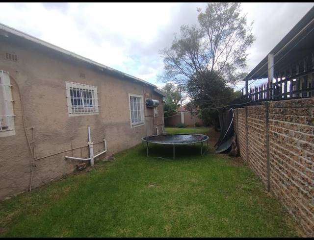 4 BEDROOM HOUSE FOR SALE IN THE HILL